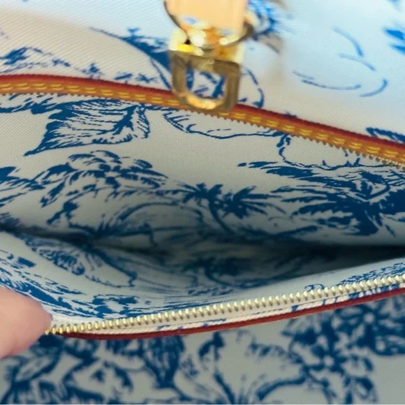 Louis Vuitton Lagoon Neverfull Tote - Picture 9 of 16